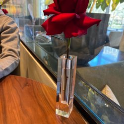 Bar 210 - Table Flower