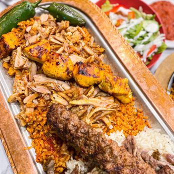 Best Istanbul Restaurant - a platter of meat and rice - Turkish Near Me - Toronto, Ontario Best Istanbul Restaurant - a platter of meat and rice - Turkish Near Me - Toronto, Ontario