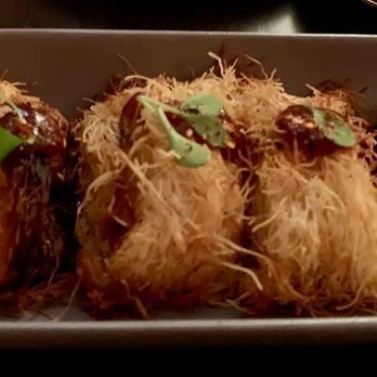 ROOP Chicago Innovative Indian Restaurant & Cocktail Bar - Paneer chilli roll - crispy, spicy, tart, all of the flavors and textures you want! - Indian Near Me - Chicago, Illinois