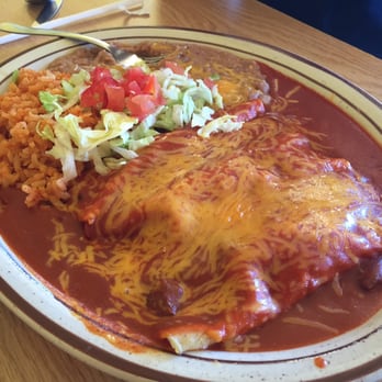 The Camaleon - Enchiladas w/red sauce - American Near Me - Holbrook, Arizona The Camaleon - Enchiladas w/red sauce - American Near Me - Holbrook, Arizona