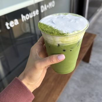 DAMO - Matcha Einspanner - Coffee & Tea Near Me - Los Angeles, California DAMO - Matcha Einspanner - Coffee & Tea Near Me - Los Angeles, California