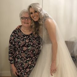 Annalise Bridal Boutique - Such a warm environment for my family!
