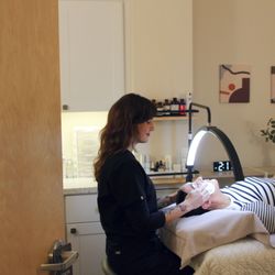 Acne Specialists of Long Beach - Melissa clearing up clients since 2014
