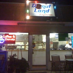 Donut Land Express - Open @ 5am (Still going at 9:30pm)