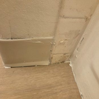 Villas at Royal Kunia - Seal in the bathroom where ants have been entering - Apartments Near Me - Waipahu, Hawaii
