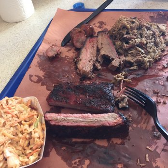 Dave's BBQ - Barbeque Near Me - Virginia Beach, Virginia
