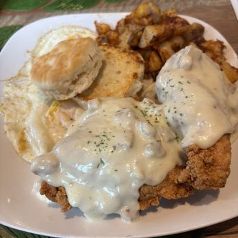 Figmor Cafe and Eatery - Country fried chicken platter - Breakfast & Brunch Near Me - North Tonawanda, New York