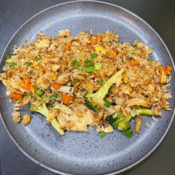 Pho Noodleville - Chicken fried rice (F2 chicken).