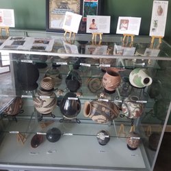 Cafe Justo - Mata ortiz Mexican pottery dispaly