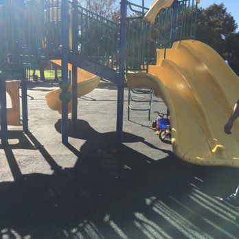 Edward Vincent Jr Park - Parks Near Me - Inglewood, California