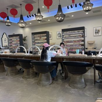 Polish Parker and Roe - Nail Salons Near Me - Houston, Texas