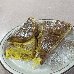 French toast with eggs and cheese,ham