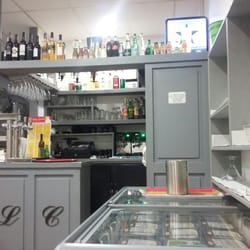 La Canebiere - Très bon resto familial . La serveuse est souriante ,le chef  survole de son art tous les plats, pour un prix minime.