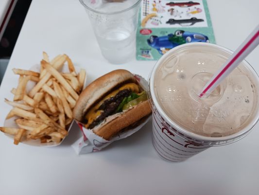 In-N-Out Burger by null