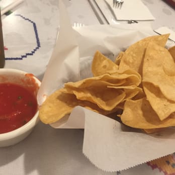 El Farolito - Chips and salsa never fail - Mexican Near Me - Placentia, California