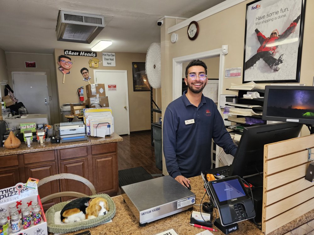 PACK & SHIP EXPRESS Updated October 2024 171 Photos & 11 Reviews