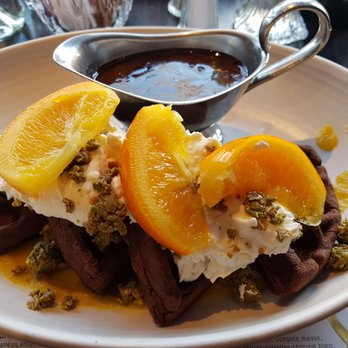 Régine Café - Le chocolat - Breakfast & Brunch Near Me - Montreal, Quebec Régine Café - Le chocolat - Breakfast & Brunch Near Me - Montreal, Quebec