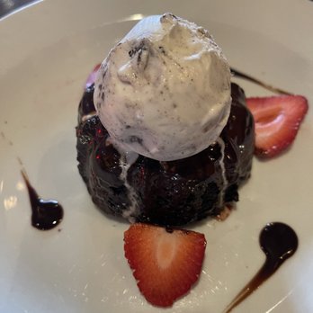 Chat 19 American Grill - Molten chocolate cake- yummy!!! - American Near Me - Larchmont, New York Chat 19 American Grill - Molten chocolate cake- yummy!!! - American Near Me - Larchmont, New York