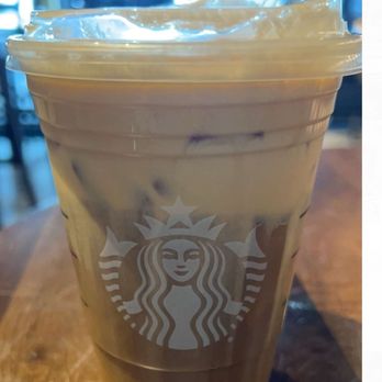 Starbucks - Cold Brew with Vanilla Sweet Cream Cold Foam - Coffee & Tea Near Me - Wheaton, Illinois