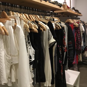 ReCHIC - Full racks of beautiful clothes - Used, Vintage & Consignment Near Me - Orinda, California ReCHIC - Full racks of beautiful clothes - Used, Vintage & Consignment Near Me - Orinda, California