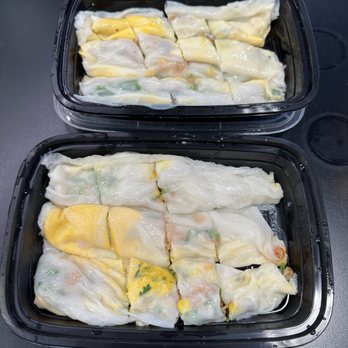 Joe's Steam Rice Roll - Dried shrimp rice roll with cilantro, scallions, corn and egg. - Dim Sum Near Me - Flushing, New York Joe's Steam Rice Roll - Dried shrimp rice roll with cilantro, scallions, corn and egg. - Dim Sum Near Me - Flushing, New York