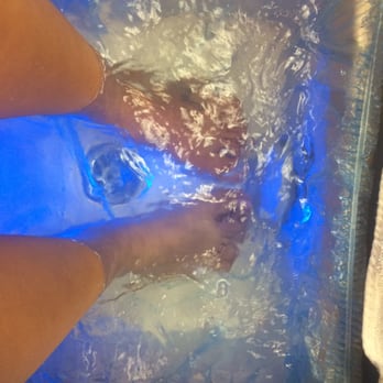 Joy Nails & Spa - Liners around the tub for extra clean work - Nail Salons Near Me - Oceanside, California