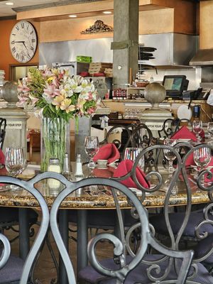 Vito's Trattoria by null