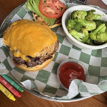 Murphy's Grill - Irish Near Me - ​Boynton Beach, Florida