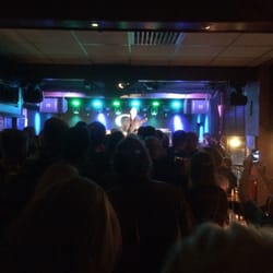 Olsen Restaurant & Bar - Eldar Vågan fyller hele Olsen på Bryn