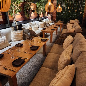 Porterhouse - Casual seating / dining are in the back room. - Steakhouses Near Me - El Segundo, California Porterhouse - Casual seating / dining are in the back room. - Steakhouses Near Me - El Segundo, California