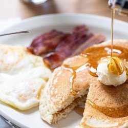 Jack's Restaurant & Bar - 2x2x2 - 2 eggs, 2 pancakes with choice of bacon, ham or sausage