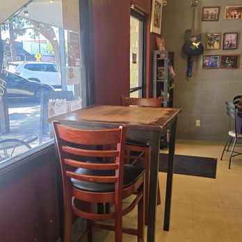 On The Edge - Front seating near order counter - Coffee & Tea Near Me - Clovis, California On The Edge - Front seating near order counter - Coffee & Tea Near Me - Clovis, California