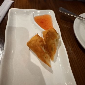 Zushi Tsukiyo - Chicken Eggroll - Sushi Bars Near Me - Smithtown, New York Zushi Tsukiyo - Chicken Eggroll - Sushi Bars Near Me - Smithtown, New York