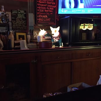Al's Tavern - I love Als, cold beer, cheap drinks and great decor! - Dive Bars Near Me - Seattle, Washington