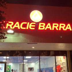 Gracie Barra Davie - Front of School