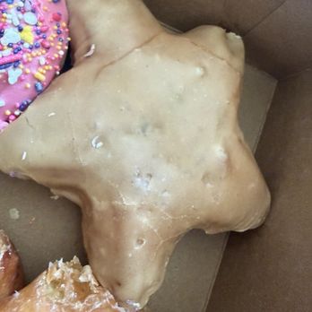 Elk Grove Donuts - Maple Star Donut - Donuts Near Me - Elk Grove, California Elk Grove Donuts - Maple Star Donut - Donuts Near Me - Elk Grove, California