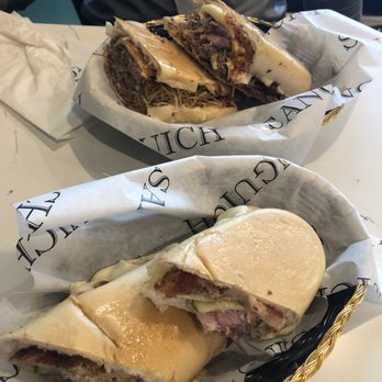 Sanguich - Pan con Bistec / Croqueta Preparada - Cuban Near Me - Miami, Florida