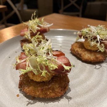Yardbird - Fried Green Tomato BLT @snacks_with_steph - Southern Near Me - Los Angeles, California Yardbird - Fried Green Tomato BLT @snacks_with_steph - Southern Near Me - Los Angeles, California