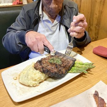 Twin Peaks - NY steak was soooo good !!! - Sports Bars Near Me - Davie, Florida Twin Peaks - NY steak was soooo good !!! - Sports Bars Near Me - Davie, Florida