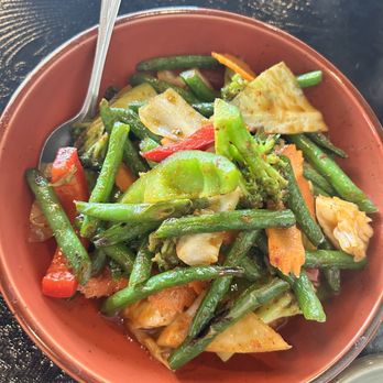 Arawan Thai Cuisine - Thai Near Me - Portland, Oregon