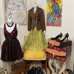 Lisa's Luxury Consignment