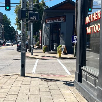 Cedar - Cedar is on the corner. Great location & close enough to walk so many places including a Japanese bakery that's amazing - Breakfast & Brunch Near Me - Covington, Kentucky