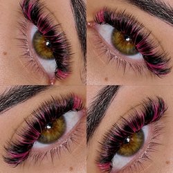 Glam Parlor Eyelash Extensions & Microblading - Pink and black hybrid set by Lyc!