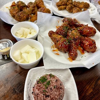 92Chicken - We got Soy Garlic Spring Onion, Yangnyeom Chicken, Garlic Spicy Chicken, & rice! Can't live without rice lol - Korean Near Me - Columbia, South Carolina 92Chicken - We got Soy Garlic Spring Onion, Yangnyeom Chicken, Garlic Spicy Chicken, & rice! Can't live without rice lol - Korean Near Me - Columbia, South Carolina