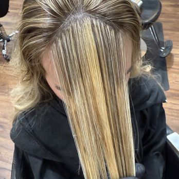 Marie Robinson salon - Terrible highlights for ~450$ - Hair Salons Near Me - New York, New York Marie Robinson salon - Terrible highlights for ~450$ - Hair Salons Near Me - New York, New York