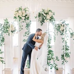 Bouquet - Gorgeous wedding at the Cottonwood Hotel