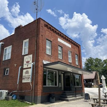 The Brick at The Red River Gorge - Outside - Coffee & Tea Near Me - Pine Ridge, Kentucky The Brick at The Red River Gorge - Outside - Coffee & Tea Near Me - Pine Ridge, Kentucky