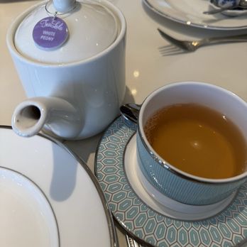 TeaLula - White peony tea - Tea Rooms Near Me - Park Ridge, Illinois