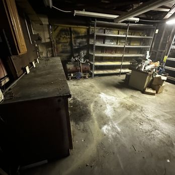 Helpful Hauler - Junk Removal & Hauling Near Me - Anaheim, California