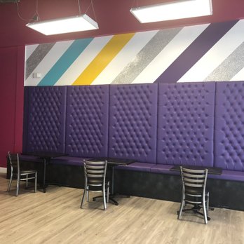 Oventreatz - Sitting area - Cupcakes Near Me - Morrow, Georgia Oventreatz - Sitting area - Cupcakes Near Me - Morrow, Georgia